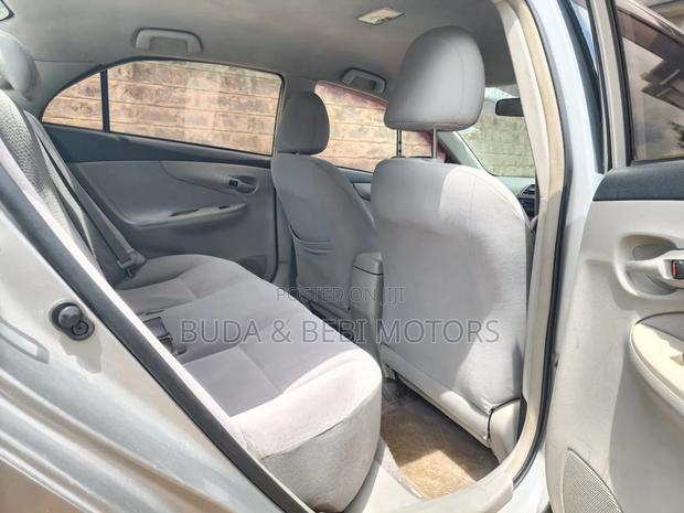 Toyota Axio 1.5 G 2WD 2012 Silver