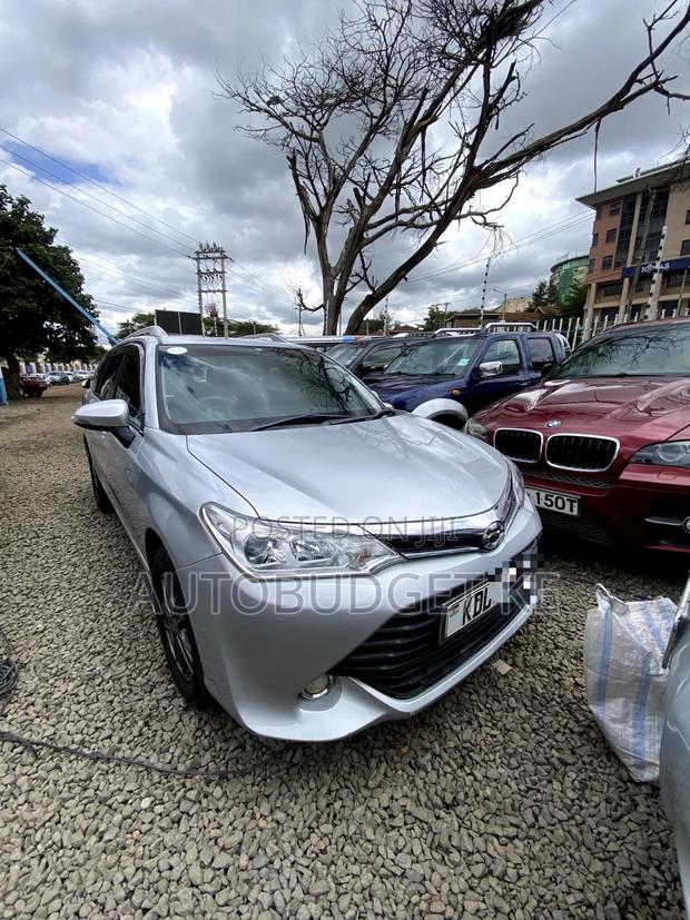Toyota Corolla Fielder 1.5 Petrol FWD 2015 Silver