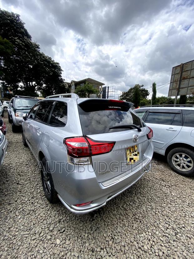 Toyota Corolla Fielder 1.5 Petrol FWD 2015 Silver