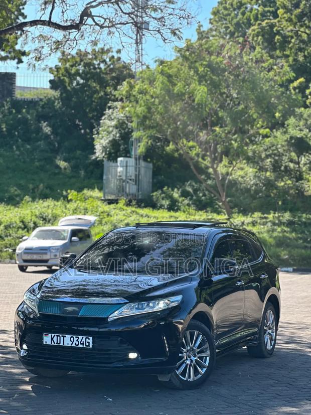 Toyota Harrier 2019 Black