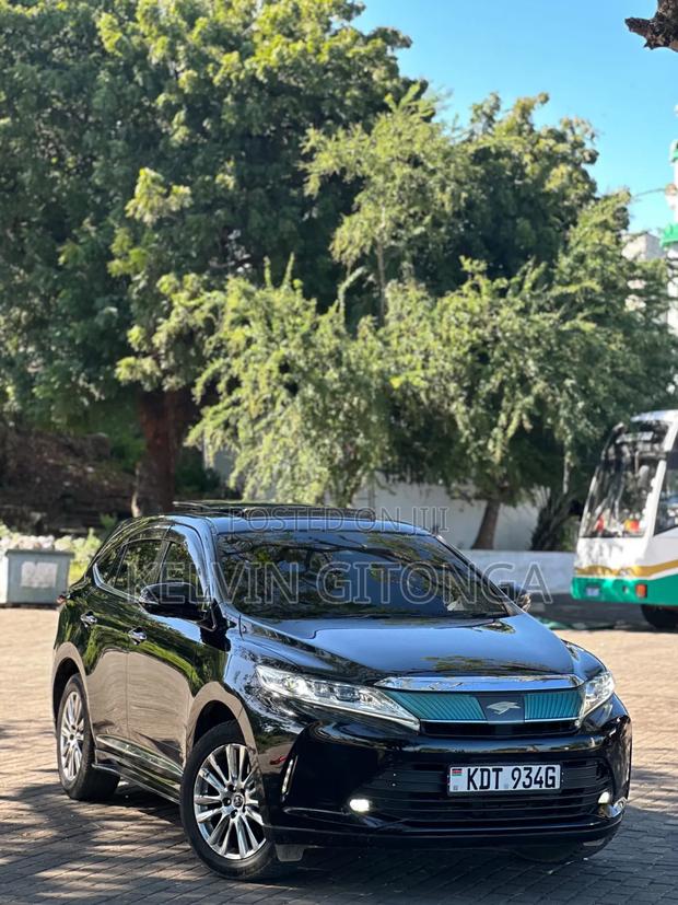 Toyota Harrier 2019 Black