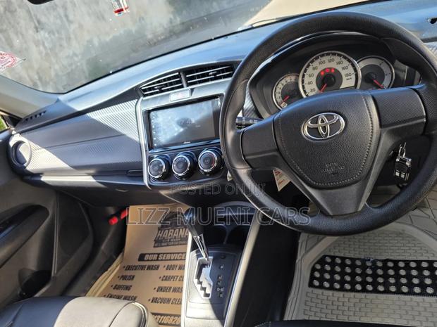 Toyota Corolla Fielder 1.5 Petrol FWD 2013 White