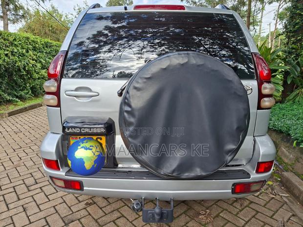 Toyota Land Cruiser Prado 3.0 D-4D 5dr 2005 Silver