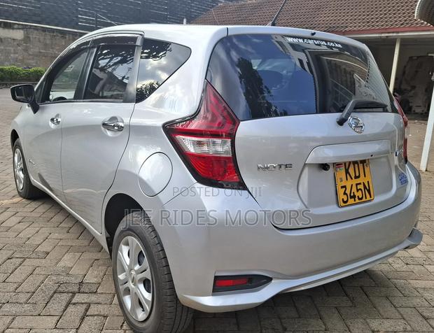 Nissan Note 2018 Silver