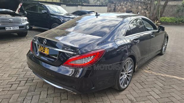 Mercedes-Benz CLS 2015 Black
