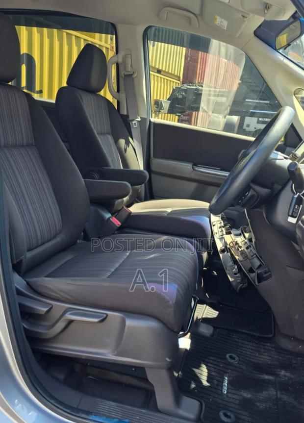 Honda Freed 2019 Silver