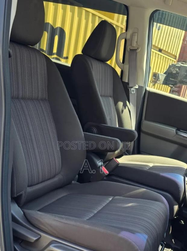 Honda Freed 2019 Silver