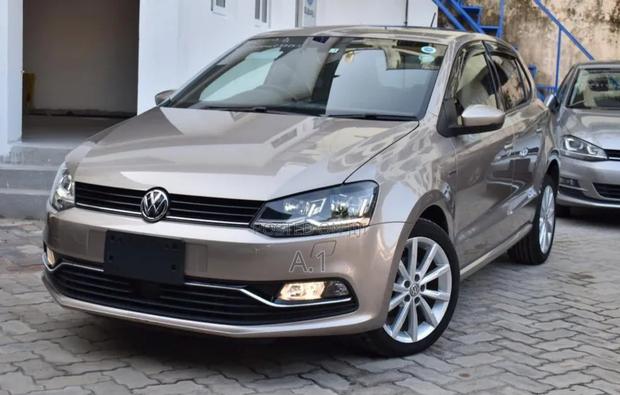 Volkswagen Polo 2019 Gold