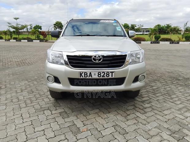 Toyota Hilux 2008 Silver