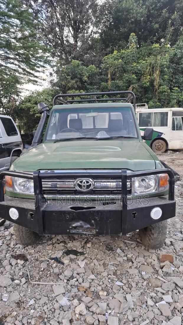 Toyota Land Cruiser 2008 Green