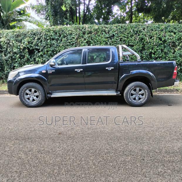 Toyota Hilux 2007 Black