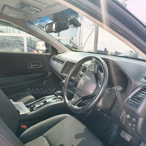Honda Vezel 2019 Black