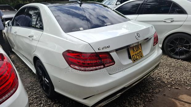 Mercedes-Benz E250 2015 White