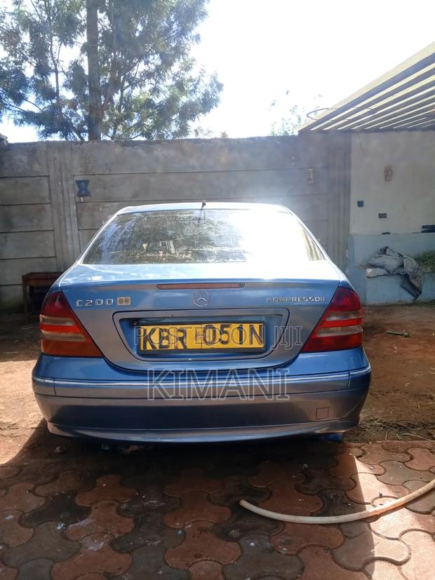 Mercedes-Benz C180 2004 Blue