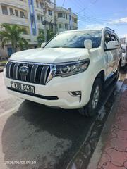 Toyota Land Cruiser Prado 2017 White for sale