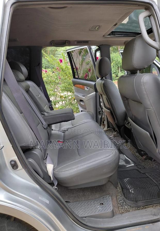 Toyota Land Cruiser Prado 2006 Silver