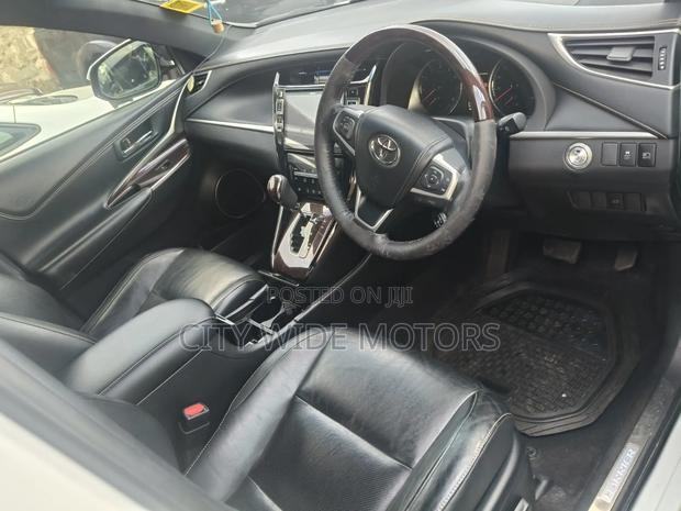 Toyota Harrier 2016 White