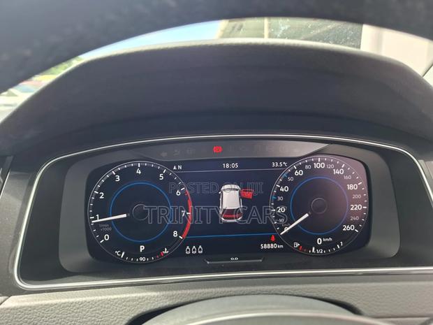 Volkswagen Golf 2019 Silver