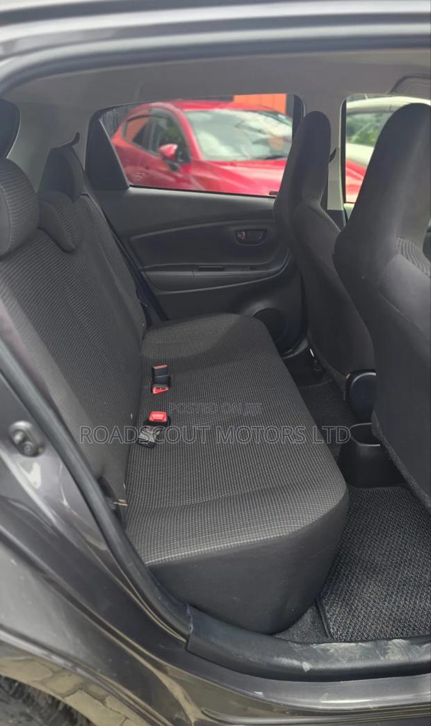 Toyota Vitz 2019 Gray