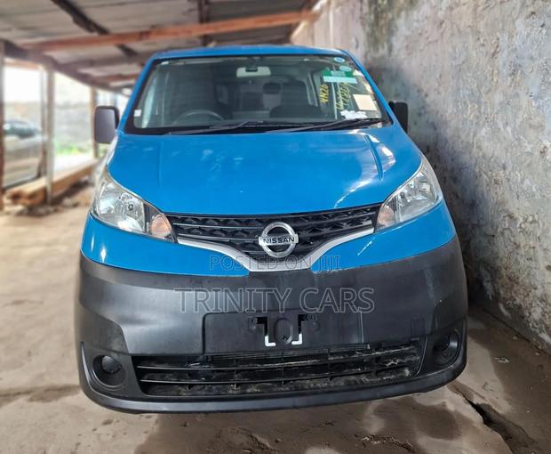 Nissan NV200 2019 Blue