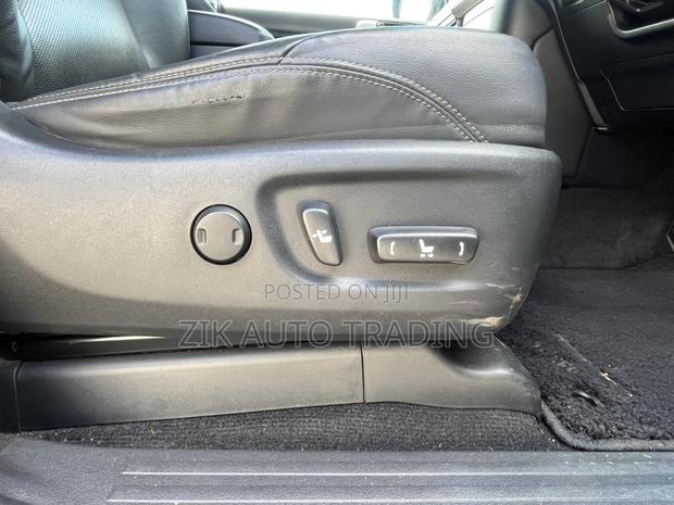Toyota Land Cruiser Prado 2019 Brown