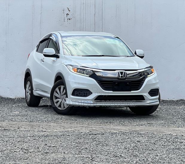 Honda Vezel 2019 White