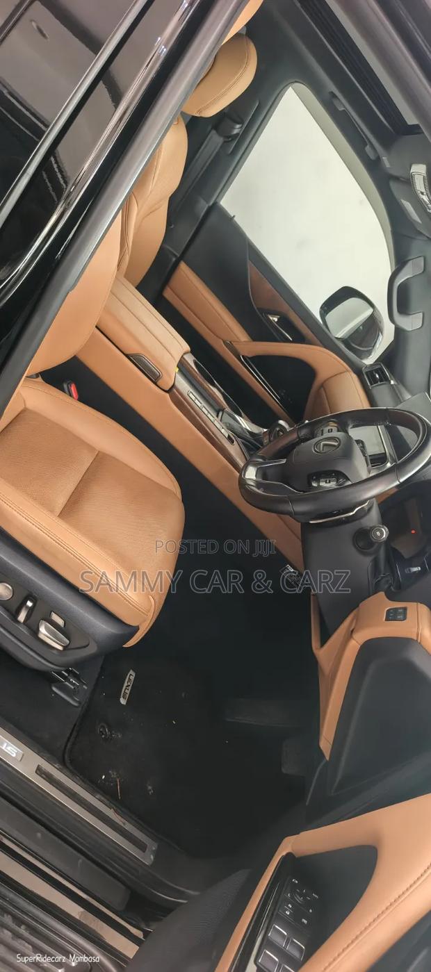 Lexus LX 600 2022 Black