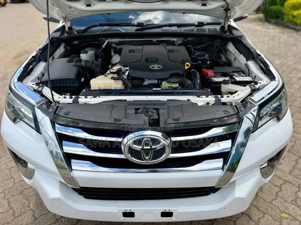 Toyota Fortuner 2018 White