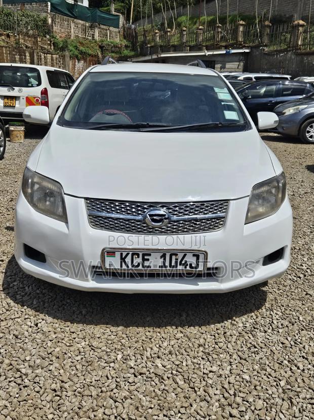 Toyota Corolla Fielder 1.5 Petrol FWD 2008 White