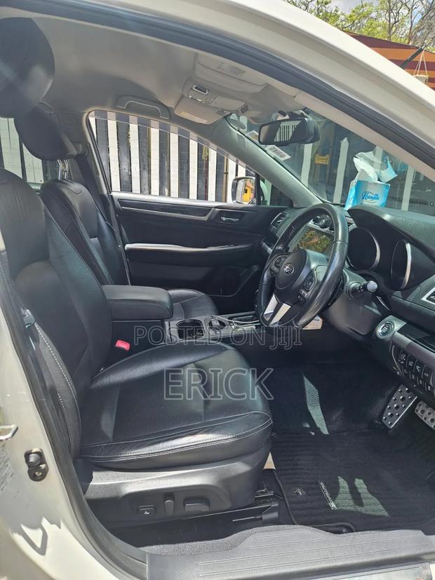 Subaru Outback 2.5i AWD 2016 White