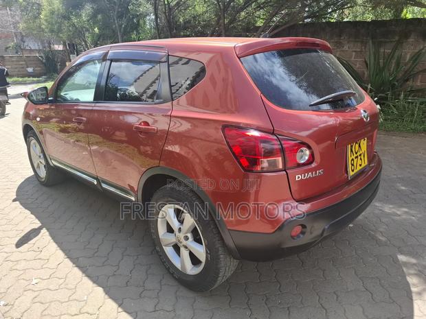 Nissan Dualis 2010 Gray