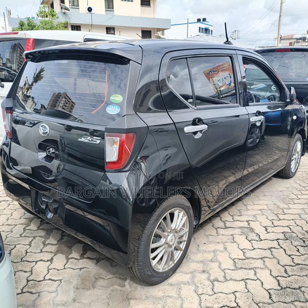 Daihatsu Mira 2019 Black