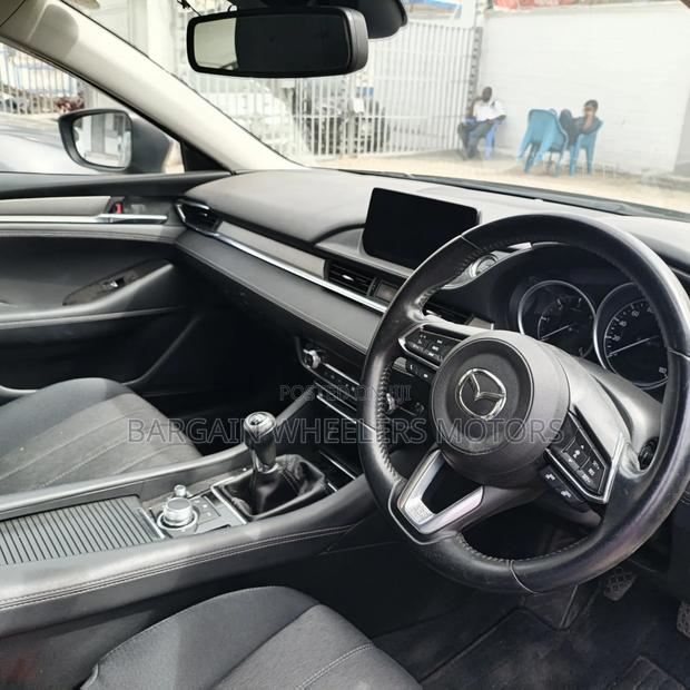 Mazda Axela 2019 Gray