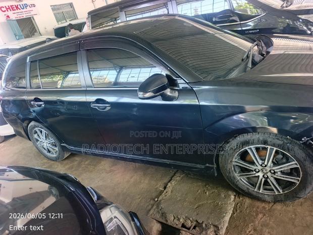 Toyota Corolla Fielder 1.5 Petrol FWD 2015 Blue