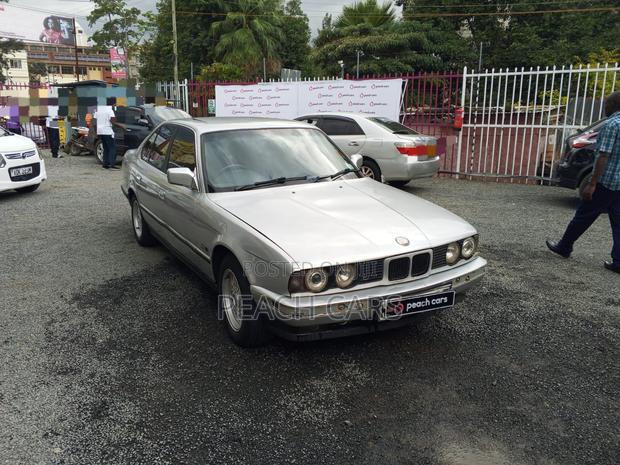 BMW 520i 1991 Silver