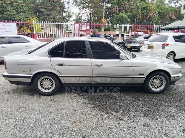 BMW 520i 1991 Silver