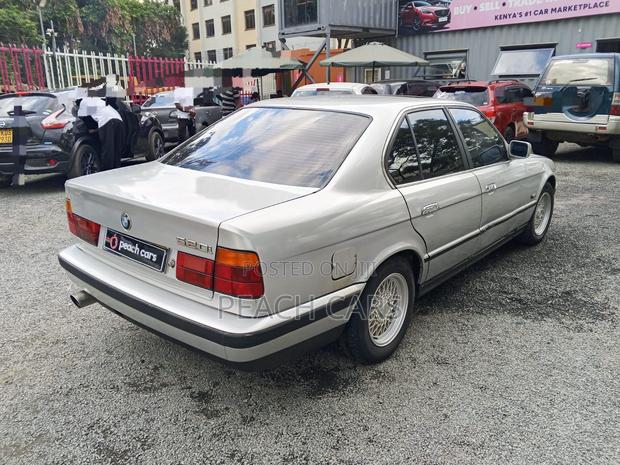 BMW 520i 1991 Silver