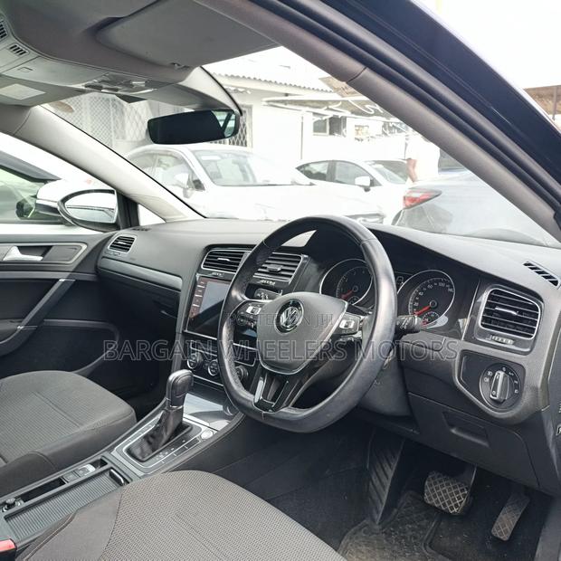 Volkswagen Golf 2019 Black