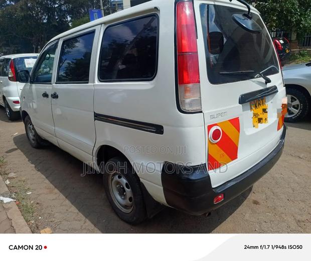Toyota TownAce 2006 White