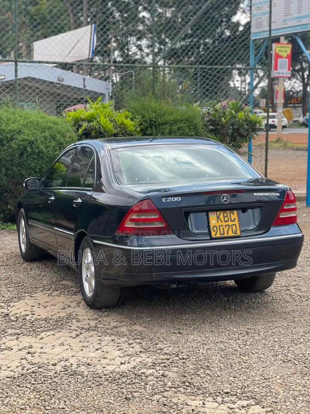 Mercedes-Benz C200 2005 Black