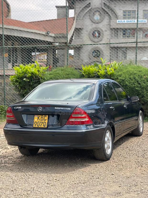 Mercedes-Benz C200 2005 Black