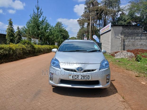 Toyota Prius 2011 Silver