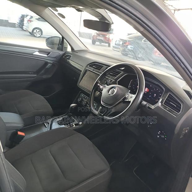 Volkswagen Tiguan 2019 Beige