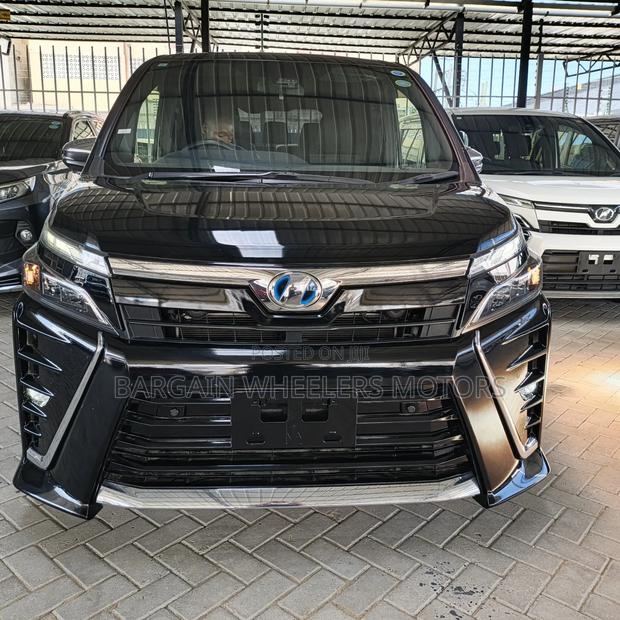 Toyota Voxy 2019 Black