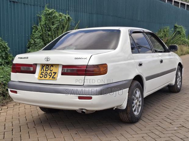 Toyota Corona Premio 1.8 FWD 2001 White