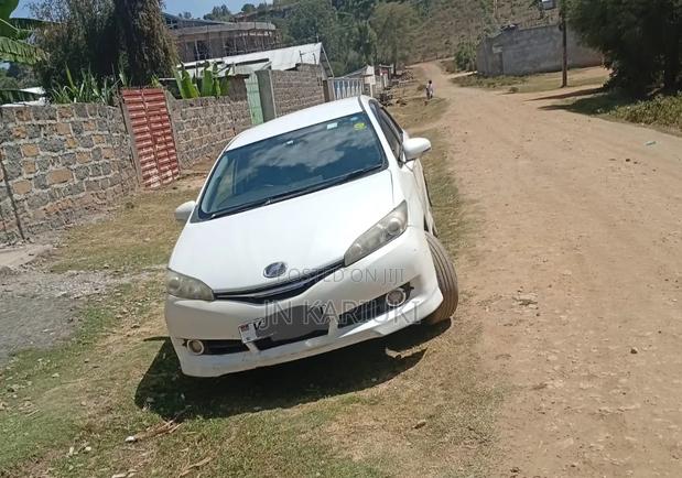 Toyota Wish 2014 White