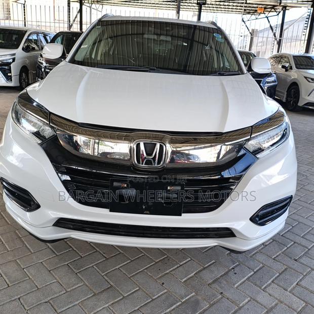 Honda Vezel 2019 White