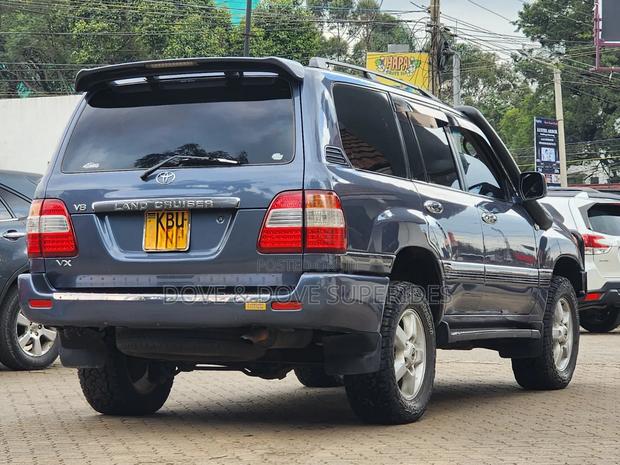 Toyota Land Cruiser 100 4.7 Executive 2007
