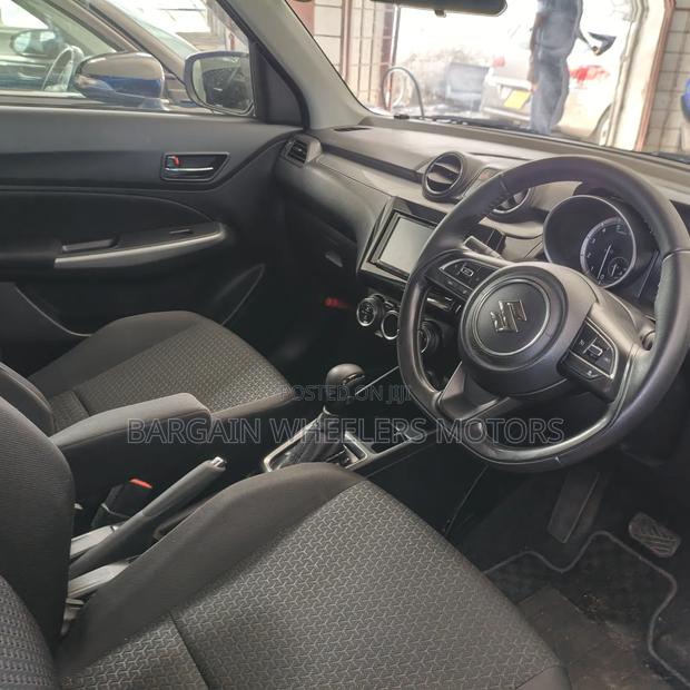 Suzuki Swift 2019 Blue