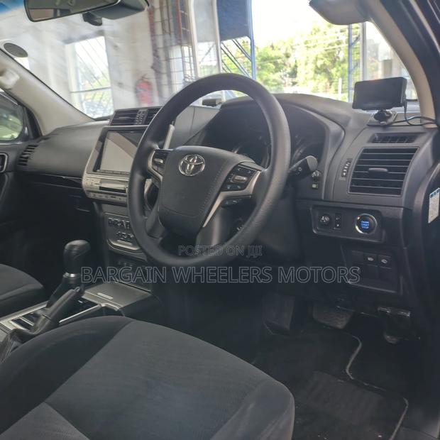 Toyota Land Cruiser Prado 2020 Black